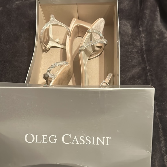 Champagne Sparkling Strappy Bridesmaid Heels size 9 - Picture 5 of 5